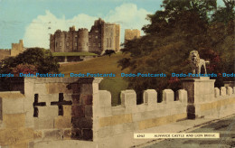 R653864 Alnwick Castle And Lion Bridge. Postcard. 1963 - Monde
