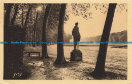 R653898 Versailles. Le Parc Au Bassin D Apollon. Yvon. 1927 - Monde