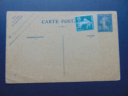 Très Belle Carte Postale Neuve N°. N1 Vendue Par La Poste Avec Complément D'affranchissement - Standard Postcards & Stamped On Demand (before 1995)