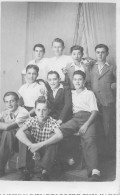 Photo 13 X 8 - D'un Groupe D'Amis. - Anonymous Persons