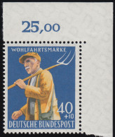 300 Landwirtschaft 40+10 Pf Bauer ** Ecke O.r. Zähnung 1-0 - Unused Stamps