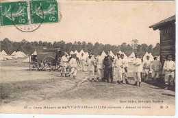 MILITARIA - GIRONDE - Camp Militaire De SAINT-MEDARD-en-JALLES - Devant Les Tentes ( Animation ) M. D. N° 23 - Caserme