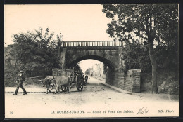 CPA La Roche-sur-Yon, Route Et Pont Des Sables  - La Roche Sur Yon