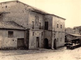 P-24-T.BR-2796 : PHOTOGRAPHIE DE VOYAGE. ESPAGNE ? PORTUGAL ? 1956. - Places