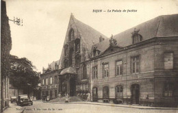 DIJON Le Palais De Justice Belle Voiture D'epoque RV - Dijon