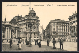 AK Wien, Albrechtsplatz, Blick Auf Philippshof, Tegelthoffstrasse Und Mozart-Denkmal Von Tilgner  - Altri & Non Classificati