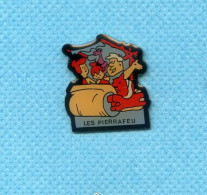 Rare Pins Bd Les Pierrafeu Z200 - BD