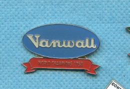 Rare Pins Auto Voiture Vanwall World Champions 1958 Z232 - Andere & Zonder Classificatie