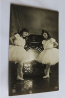 Enfants Fillettes En Tutu Blanc - Scenes & Landscapes