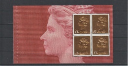 Great Britain 2017 QE2 £1 Gold Embossed Machin Anniv X 4 In Complete Booklet Pane MNH/**. Postal Weight Approx. 0,04 Kg. - Booklets