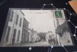 Carte Postale   CHAVAGNES EN PAILLERS    Rue De La Poste - Autres & Non Classés