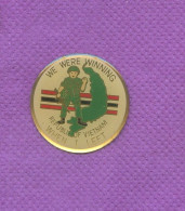 Rare Pins Armee Militaire Republic Of Vietnam Z489 - Militari