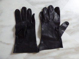 Paire De Gants Officiers Sous-officiers Années 2000 - Equipaggiamento