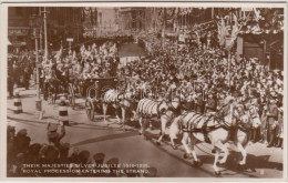 ** T1 Their Majesties Silver Jubilee 1910-1935, Royal Procession Entering The Strand, George V, Mary Of Teck - Non Classificati