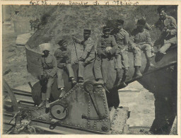 290524A - CARTE PHOTO WW1 1914 18 GUERRE - Fort 26 Un Groupe De Sous Officiers - Canon Africain - War 1914-18