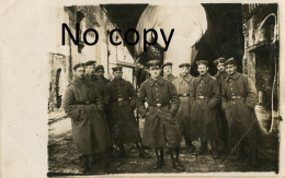 CARTE PHOTO ALLEMANDE - DRACHEN - BALLON SAUCISSE ET MG CONTRE AVION DANS UN BATIMENT A LOCALISER GUERRE 1914 1918 - War 1914-18
