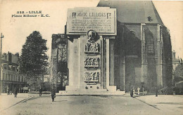 59 - Lille - Place Rihour - Animée - CPA - Voir Scans Recto-Verso - Lille