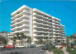 Automobiles - Barcelona - Sitges - Apart-Hotel Mediterraneo - Vue Generale - CPM - Voir Scans Recto-Verso - Voitures De Tourisme