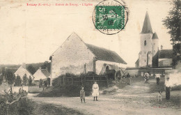 CPA Trizay-Entrée Du Bourg-L'église-Timbre      L2956 - Autres & Non Classés