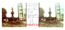 Mai 1926 - St-Jean Du Doigt - L'Eglise Et La Fontaine - Plaque De Verre En Stéréo - Taille 44 X 107 Mlls - Glass Slides
