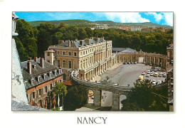 54 - Nancy - Le Palais Du Gouvernement  Construit Par Héré Pour L'intendant De Lorraine  Et La Colonnade Qui Le Relie à  - Nancy