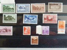 LIECHTENSTEIN LOT DE TIMBRES NEUFS  ** - Sammlungen