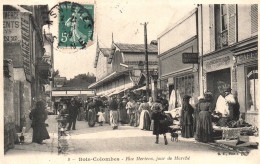 CPA Bois-Colombes Rue Mertens Jour De Marché - Colombes