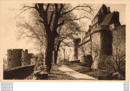 D46  BRETENOUX  Château De CASTELNAU- Terrasse Sur L'Allée Des Tilleuls  ..... - Bretenoux