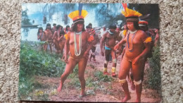 CPM BRASIL NATIVO ALTO XINGU HOMMES ET FEMMES GUERRIERES INDIENS NUS NU TRIBU FETE YAMORICUMA FOTO JESCO ED MERCATOR 11 - Amerika