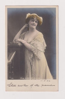 ENGLAND - Marie Studholme Used Vintage Postcard - Künstler