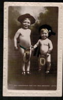 Vintage Postcard - WEE MACGREGOR And His WEE BROTHER - Sonstige & Ohne Zuordnung