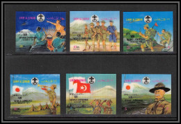 0212/ Umm Al Qiwain N° 522/527 Timbres 3D (3D Stamp) Scouts (scouting - 13 World Jamboree August 1971) - Neufs