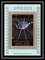 0085a/ Ajman Deluxe Miniature Sheet ** MNH Michel N° 2781 Satellite Espace Space Progress Tirage Bleu  - Ajman