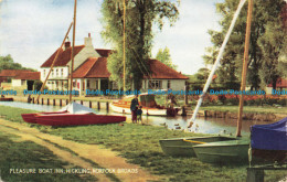 R654660 Norfolk Broads. Pleasure Boat Inn. Hickling. J. Salmon. 1960 - Monde