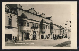 AK Eisenstadt, Strassenpartie Mit Rathaus  - Altri & Non Classificati