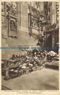 R656731 Stratford Upon Avon. Shakespeare Tomb In Holy Trinity Church. Gainsborou - World