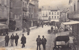 12 - SAINT AFRIQUE - AVENUE DE LA REPUBLIQUE - Saint Affrique