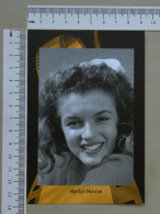 POSTCARD  - MARILYN MONROE - LE MONDE DU CINEMÁ - 2 SCANS  - (Nº59274) - Acteurs