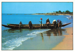 SENEGAL - Retour De La Pêche - Photo Gerrier Laurent - Bateaux - La Mer - Animé - Carte Postale - Sénégal
