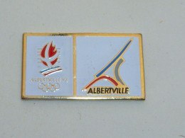 Pin's ALBERTVILLE 92, STATION D ALBERTVILLE - Olympische Spiele