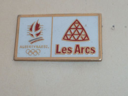 Pin's ALBERTVILLE 92, STATION DES ARCS - Juegos Olímpicos