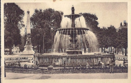 *CPA - 54 - NANCY - Place Et Monument Carnot - Le Jet D'eau Et Le Cours Léopold - Statue De Drouot - Nancy