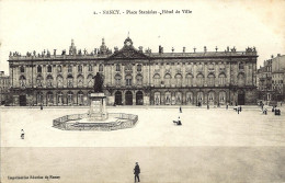 *CPA - 54 - NANCY - Place Stanislas - Hôtel De Ville - Nancy
