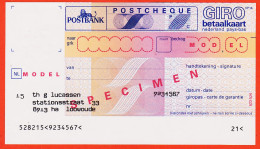 7250 / ⭐ ♥️  Nederland Pays-Bas GIRO Specimen Postcheque Betaalkaart Outil Dictatique PTT Instruction LA  POSTE - Assegni & Assegni Di Viaggio