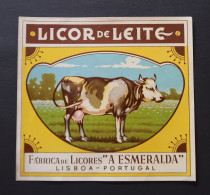 Portugal Etiquette Ancienne Liqueur De Lait Esmeralda Lisboa Vache Label Milk Liquor Cow - Alcools & Spiritueux