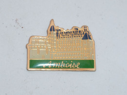 Pin's CHÂTEAU D AMBOISE VERT - Ciudades