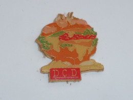 Pin's D.C.D., MALBOUFFE - Sonstige & Ohne Zuordnung