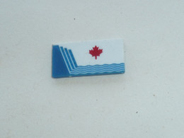 Pin's DRAPEAU DE SCARBOROUGH, QUARTIER DE TORONTO - Luftfahrt