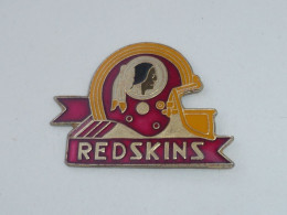 Pin's CASQUE REDSKINS, WASHINGTON - Voetbal