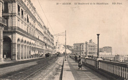 Alger Le Boulevard De La  République - Alger